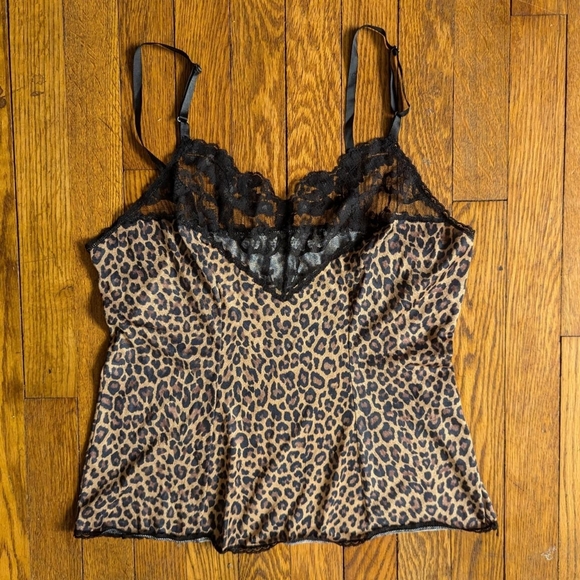 vassarette Tops - Vintage Y2k Cheetah Print Lace Trim Cami Tank Top
